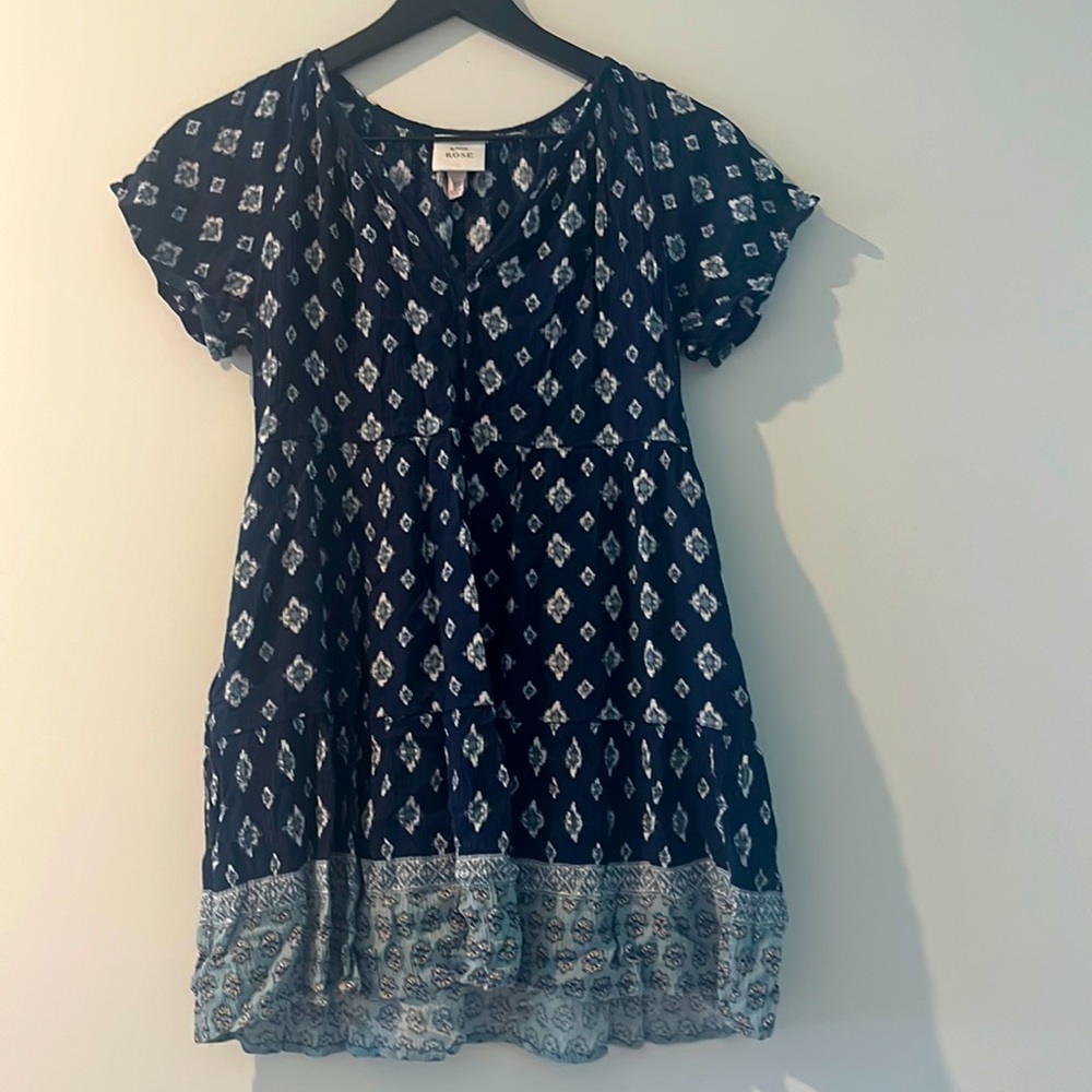 Flowy short summer dress
